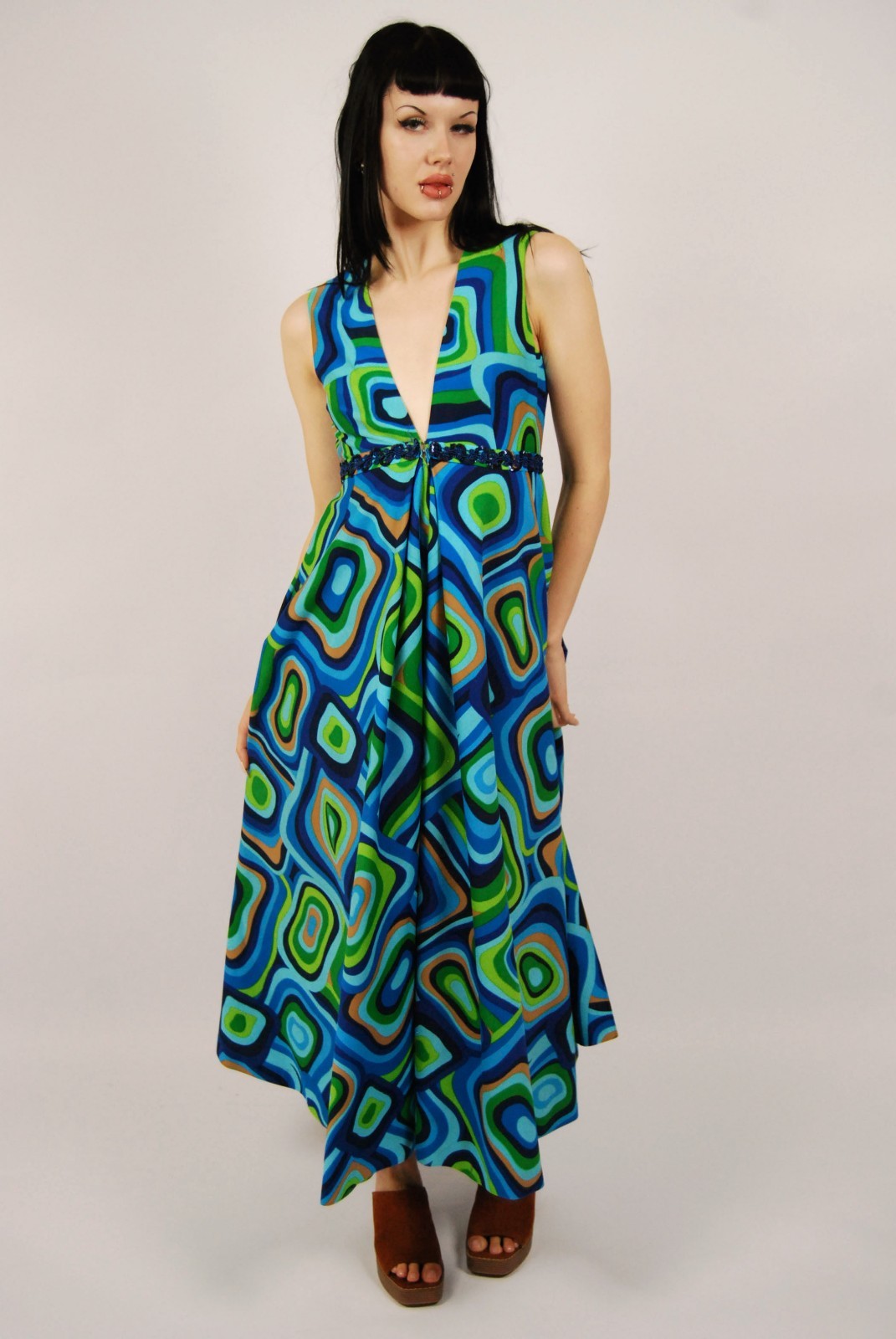 70s Psychedelic Print Maxi Dress (S) small blue green vintage Vogue funky retro