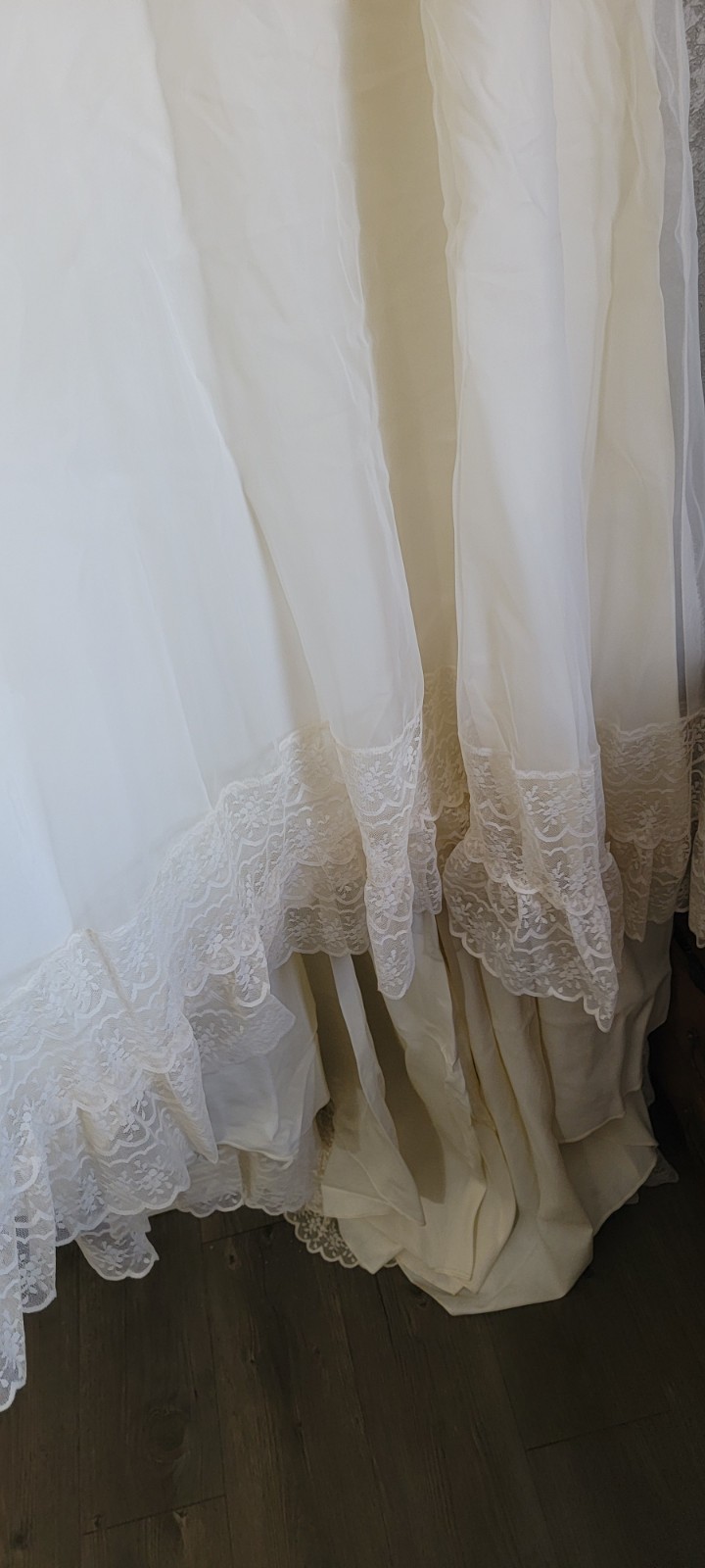 Vintage Victorian bridal Dress Praire Style Lace ivory wedding cottage core