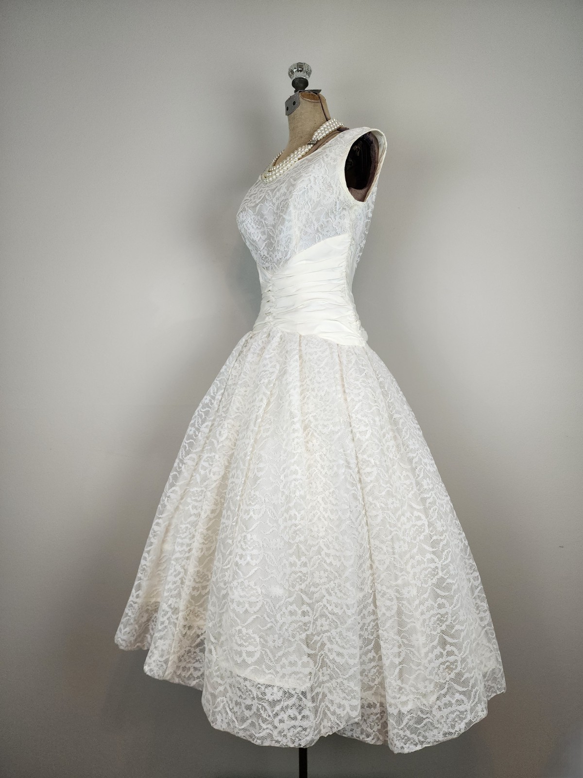 Vintage 1950’s Warm White Satin with Lace Overlay Cocktail Dress Size Medium