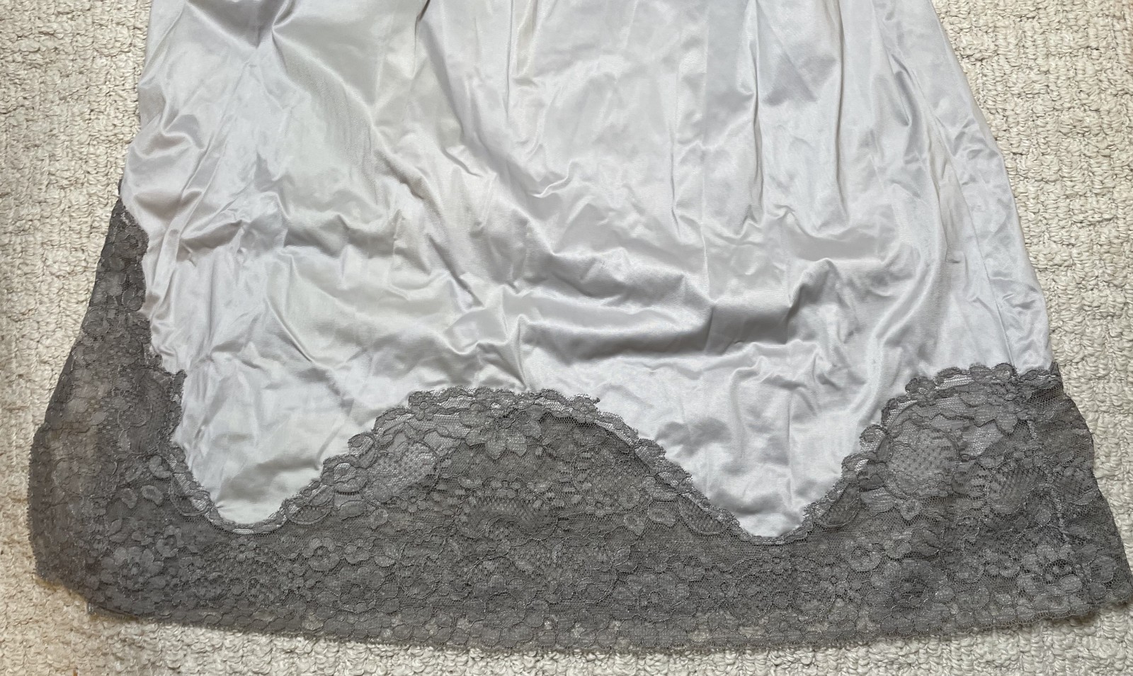 Vintage 40s 50s Van Raalte Gray Purple Half Slip M Lace Floral Satin Suavette