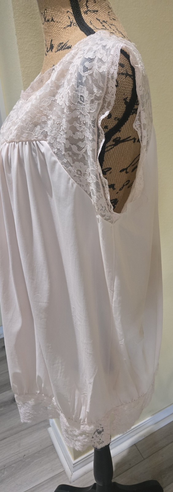 4 Pc Vintage Silky Nightgown Sleep Lingerie Lot Sz Medium