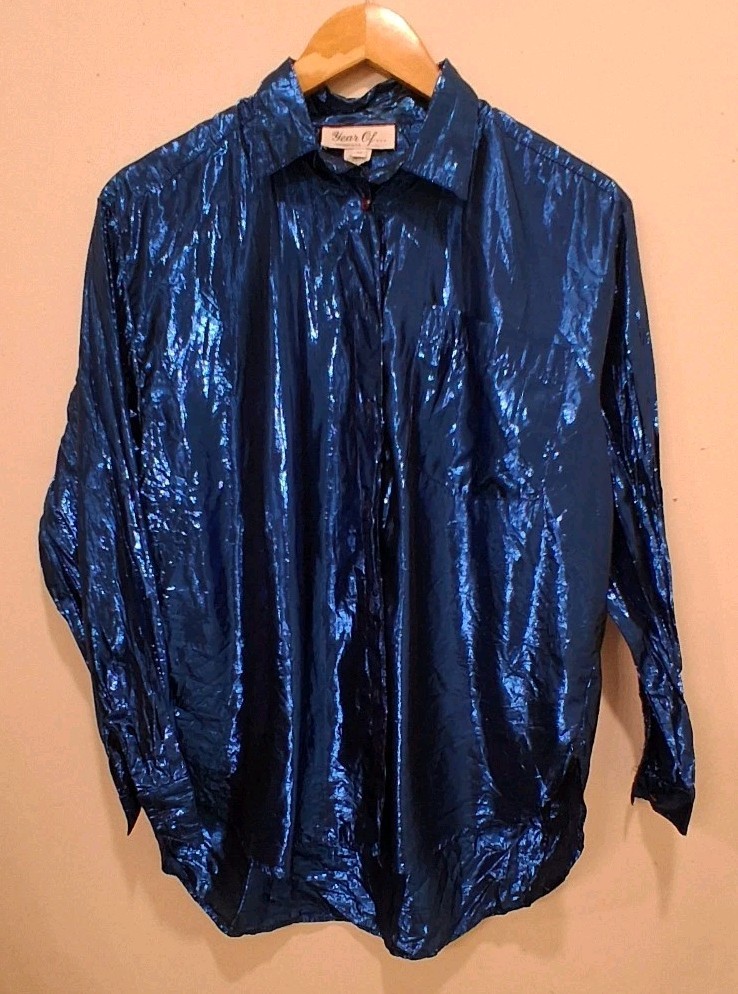Vtg „Year Of” Metallic Blue Lightweight Long Sleeve Blouse/Top Button Up Med