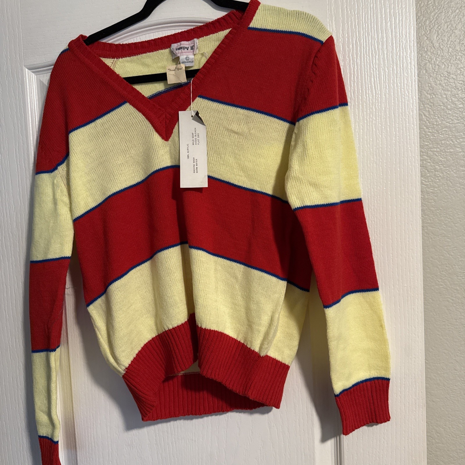 VTG 80s JF Adams Women’s Acrylic red and yellow Long Sleeve Sweater. 80s nwt