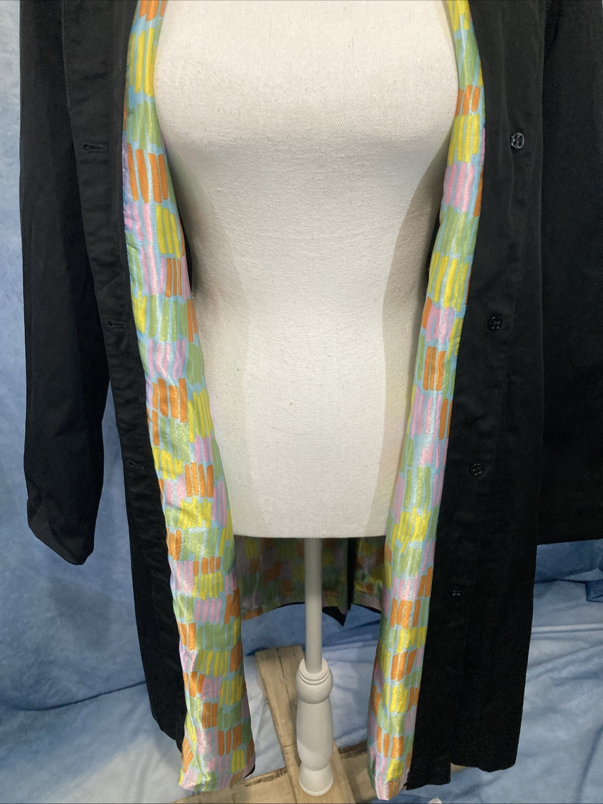 Vtg Y2K Jones New York Black Trench Coat Rain City Colorful Geometric Lining M