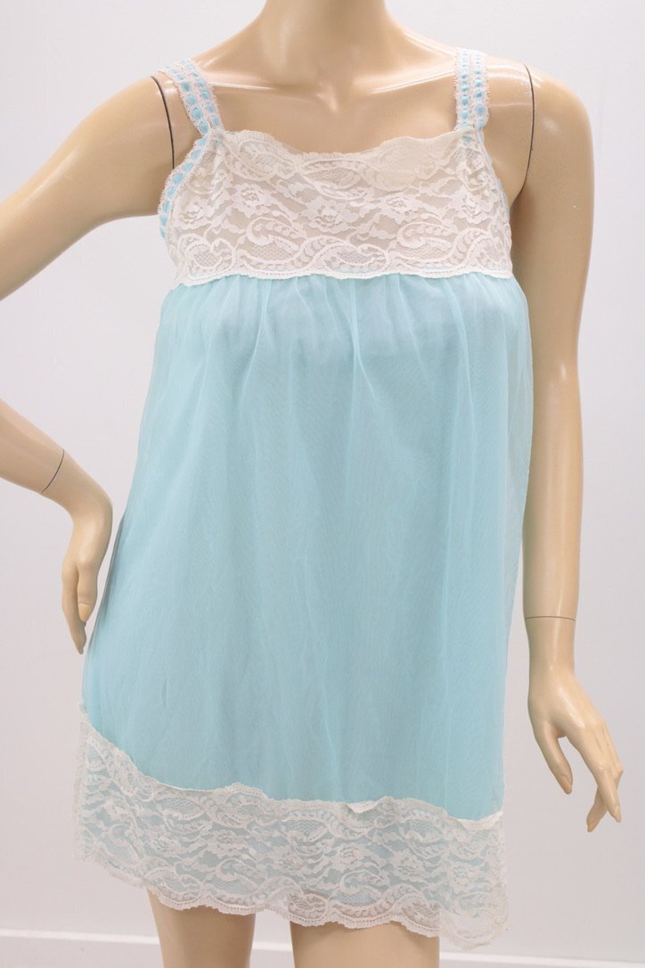 Vintage NWT Avian Nightie S Nightgown Double Nylon Blue Chiffon Lace Trim Flawed