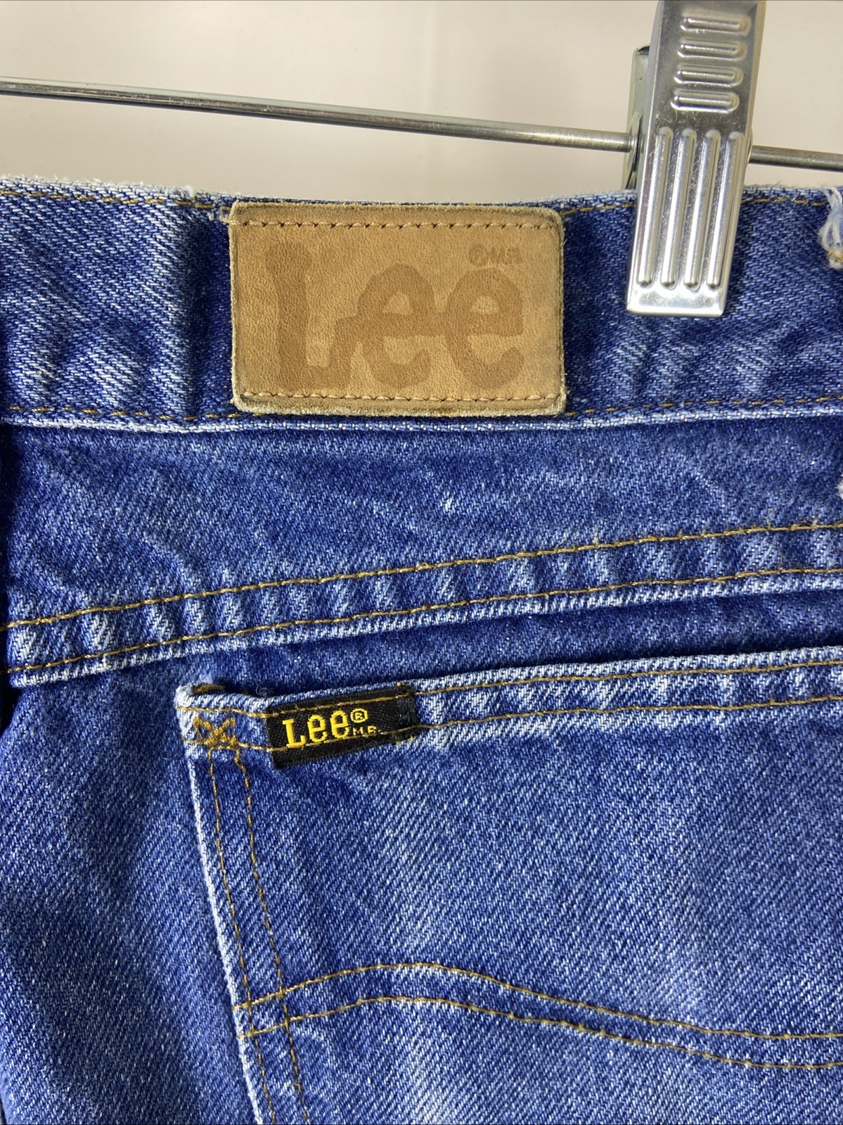 Vintage Lee Riders Women’s Size 12 Med Blue Distressed Denim Jeans Union Made