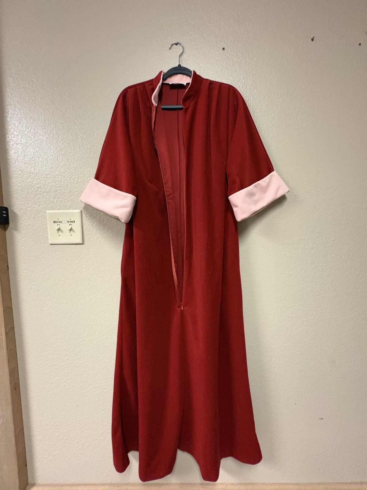 Vintage 1970s Vassarette Velour Zip Up Lounge Robe Large Burgundy Housecoat