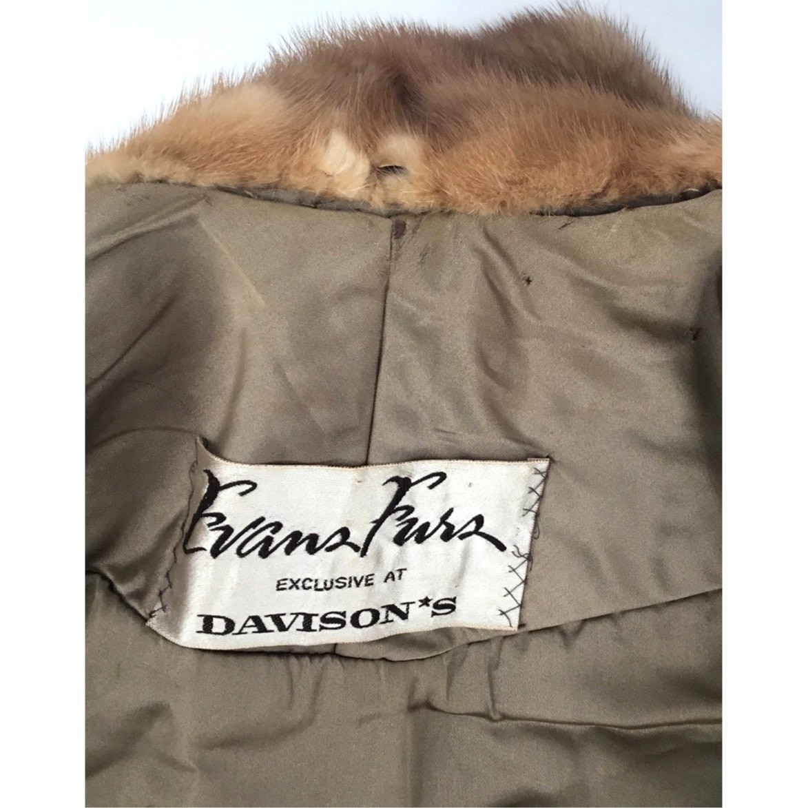 Vintage Evans Furs Davison’s Genuine Fur Capelet Stole Brown Damaged 17″ Collar