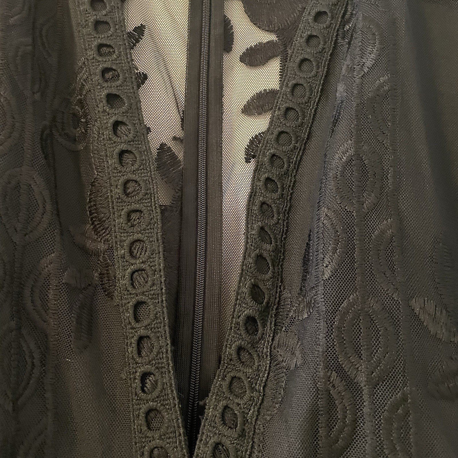 Women’s Black Lace Maxi Dress Sz XL Wedding Formal Event Whimsigoth Details