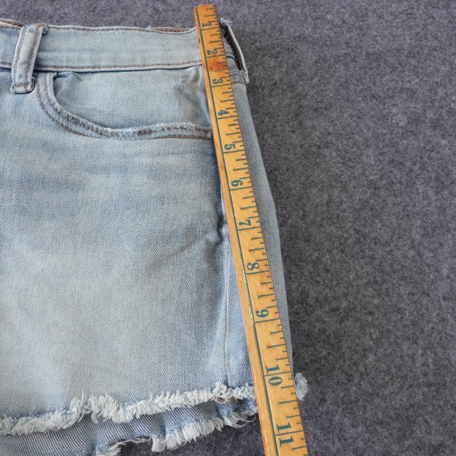 Victorias Secret Pink Denim Jean Shorts Size 4 Y2k Light Wash