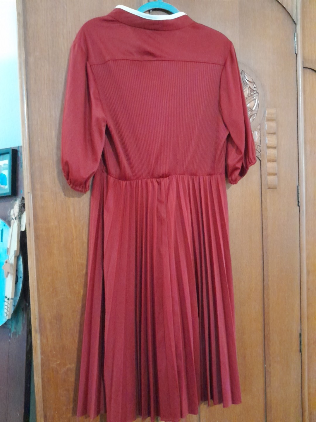 Vintage 80s Red Pleated With Buttons Women’s dress. Pit To Pit 37″ Medium. B14