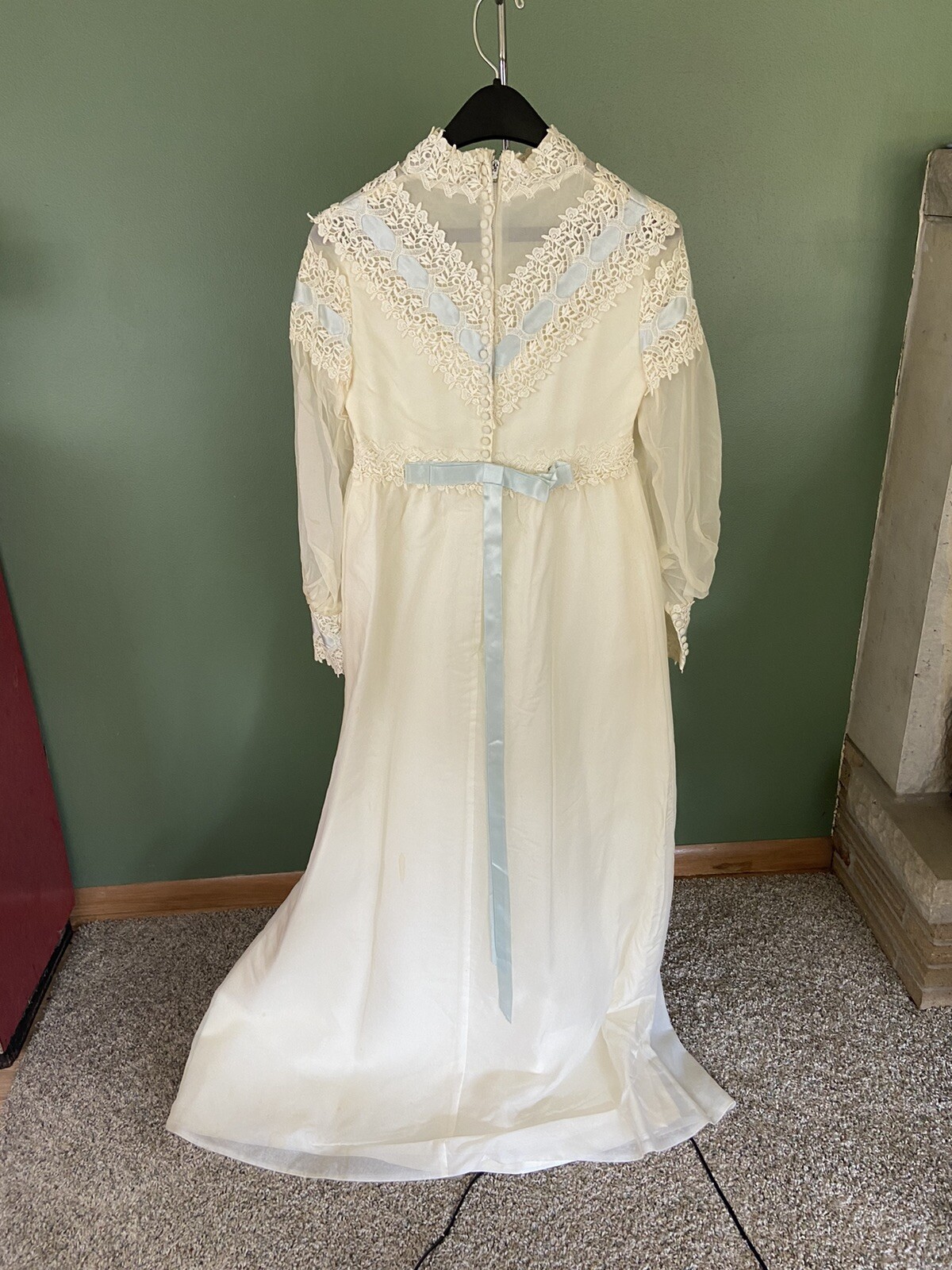 1960s VTG Edythe Vincent Alfred Angelo Lace Long Sleeve Wedding Dress Train Blue