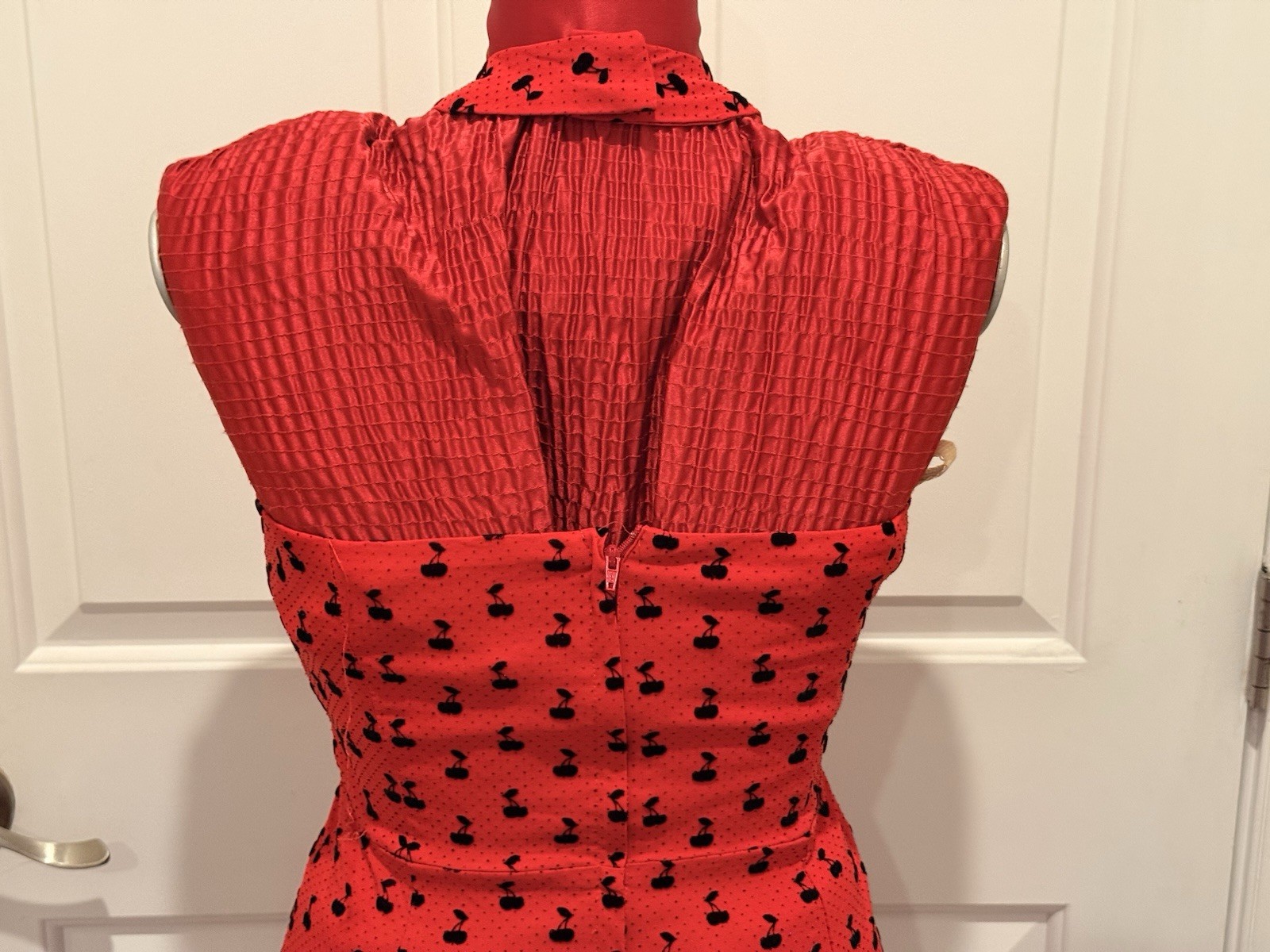 Women’s 2010’s Collectif Size XL Red Halter Wiggle Dress W/black Flocked Cherry