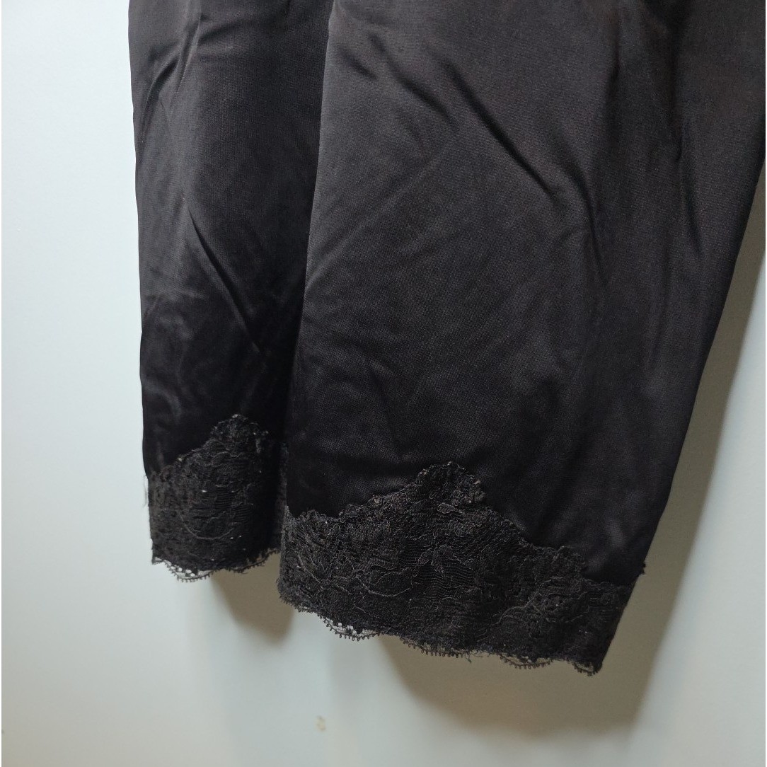 Vintage Dutchmaid 100% Nylon Slip dress with Lace Detail Size 32 USA Made