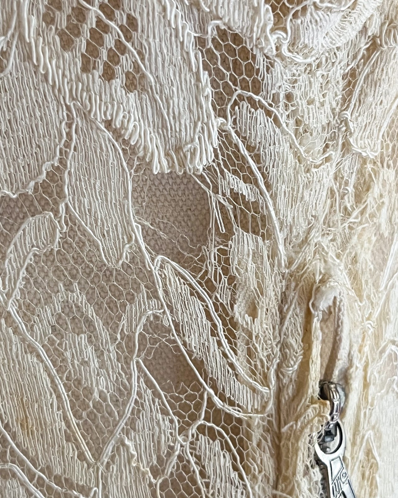Rare 1930s Sheer Chantilly Lace Wedding Dress Gown – Long Catherdral 2.5m Train