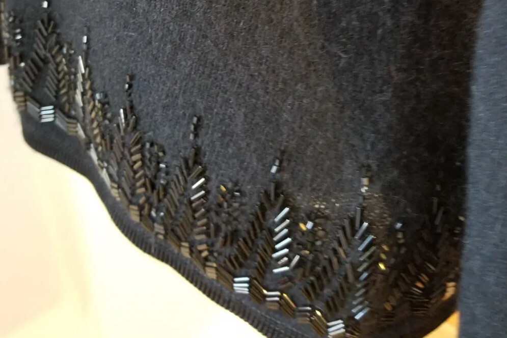 HAROLDS VINTAGE INSPIRED BLACK BEADED SWEATER ANGORA LAMBSWOOL BLEND B=37