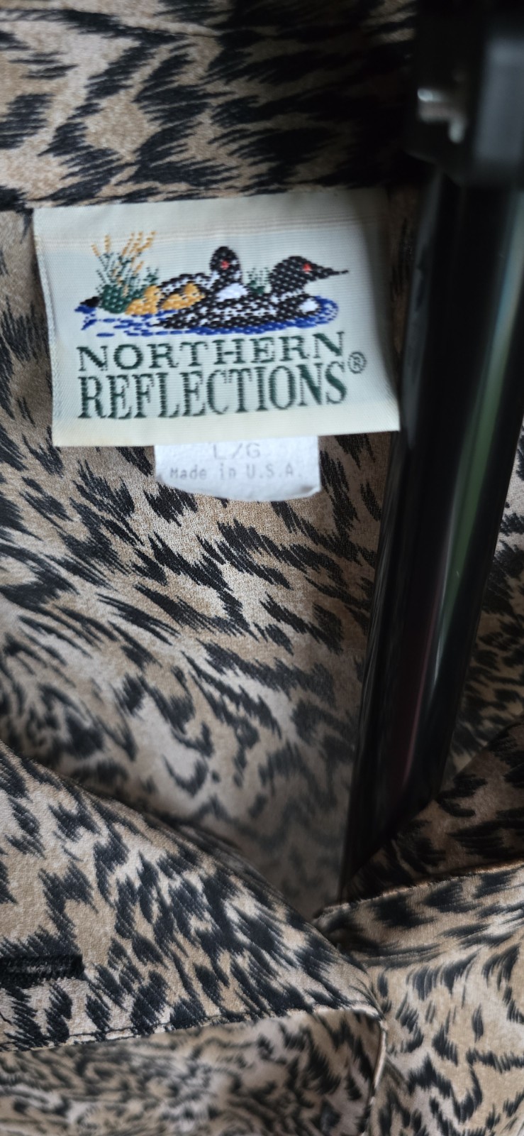 Vintage 90s Northern Reflections Leopard Cheetah Print Satin-Feel Shirt Size L