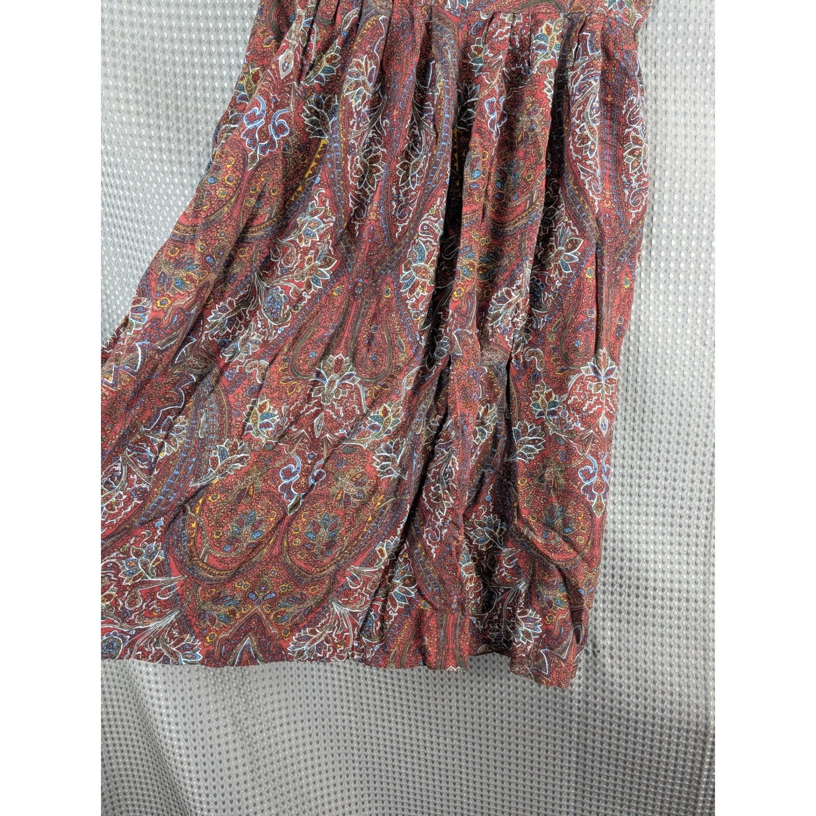 Vintage Kensington Square Paisley Skirt Petite Pleated Boho Midi Red Multicolor