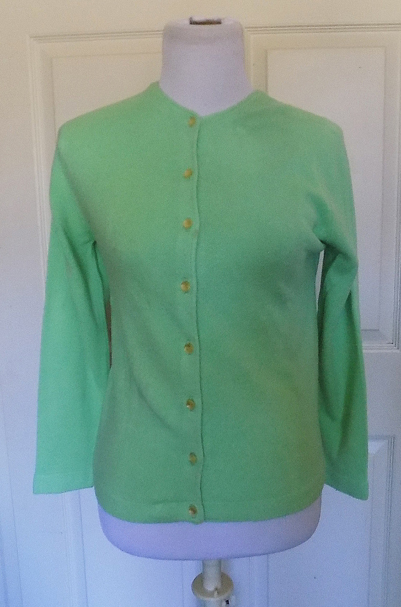 Vintage Light Green Orlon Sweater Grants Joyce Lane B36