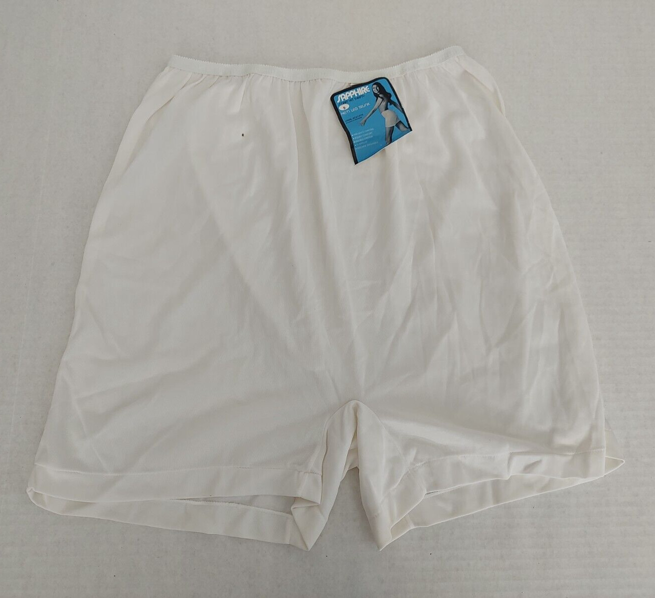 Vintage NWT Womens Underwear Shorts Panties Hem Leg Trunk M-L Berkliff Sapphire
