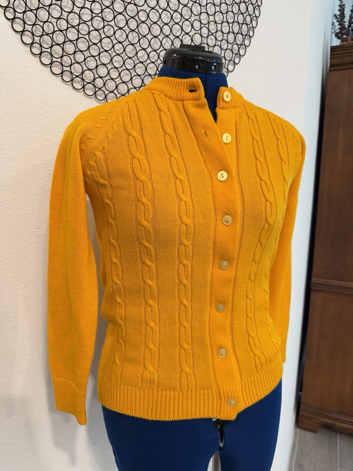 Women’s Vtg 70’s 80’s Cardigan Gold / Yellow Size Small Sweater Uniform