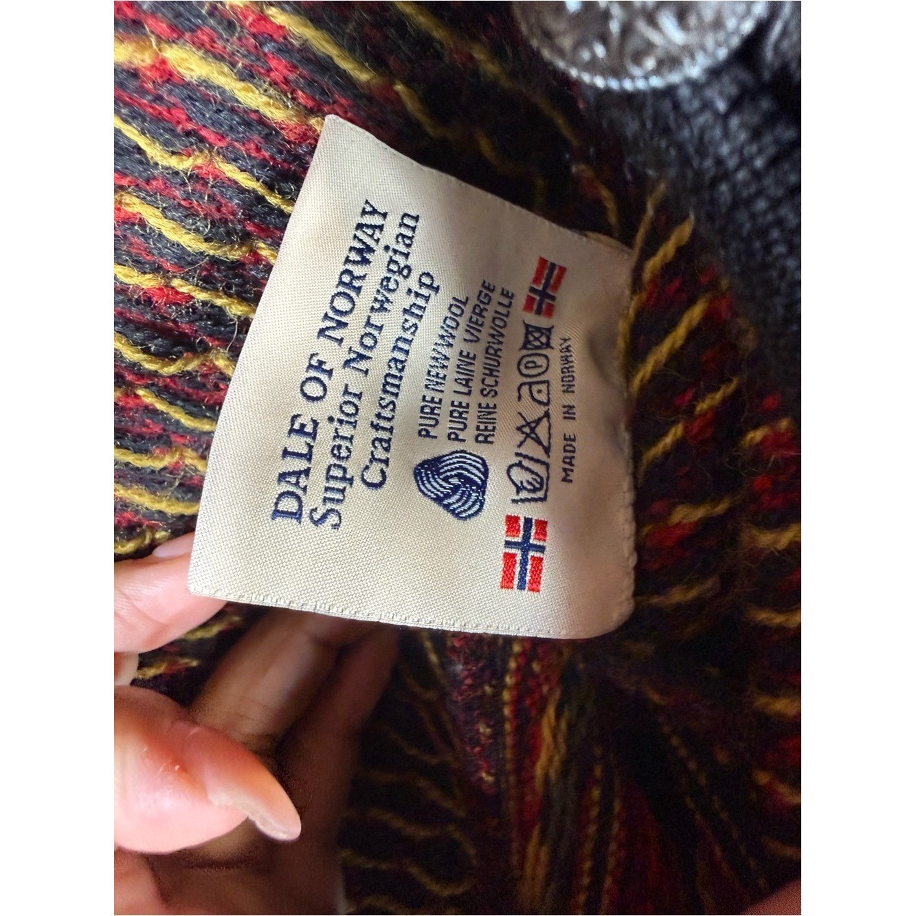 Vintage Dale of Norway Rose Fair Isle Wool Cardigan Sweater Nordic M Norway