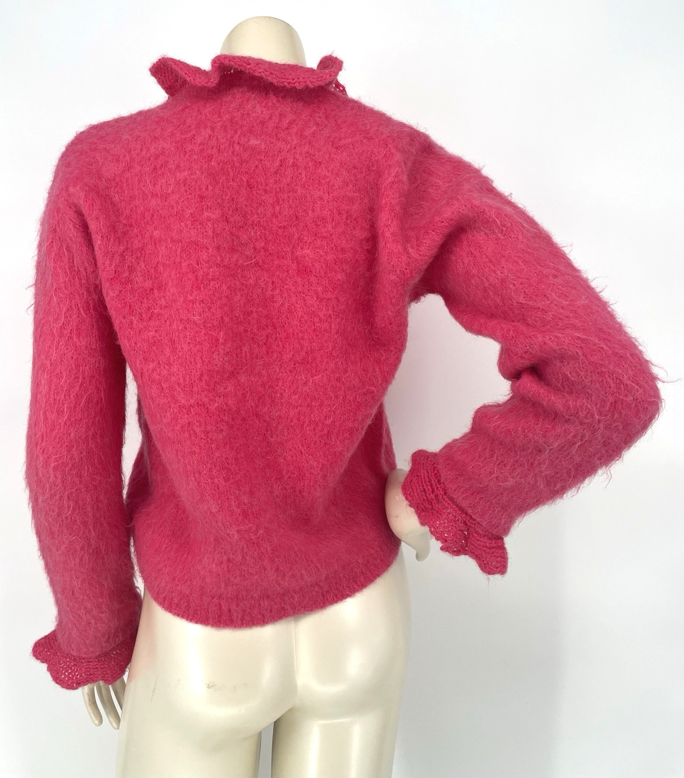 Vintage 50s 60s Pink Fuzzy Mohair Blend Crochet Ruffles Pin Up Sweater sm/md
