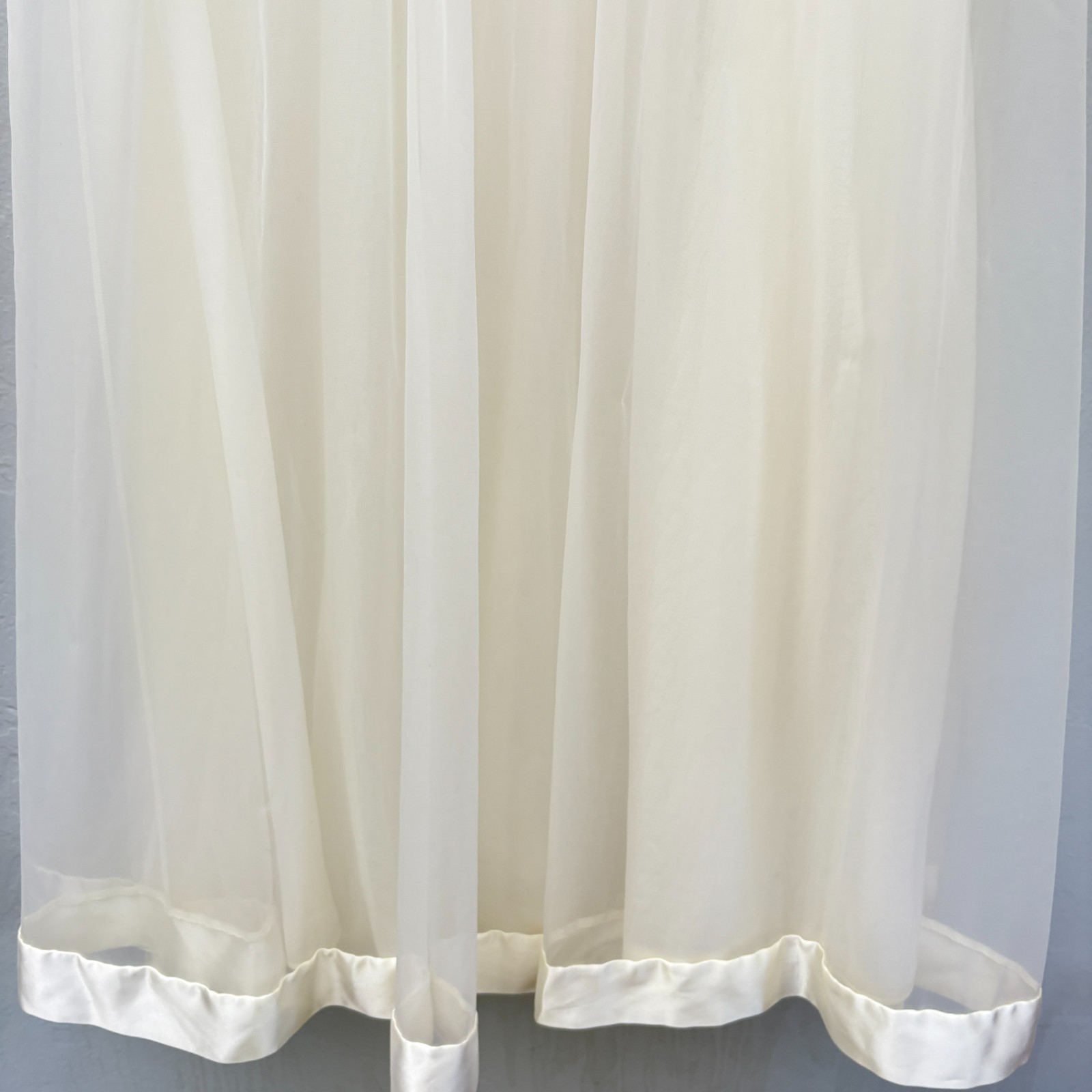 Gossard Artemis Robe Nightgown Set Women Size Petite White Vintage FLAWS