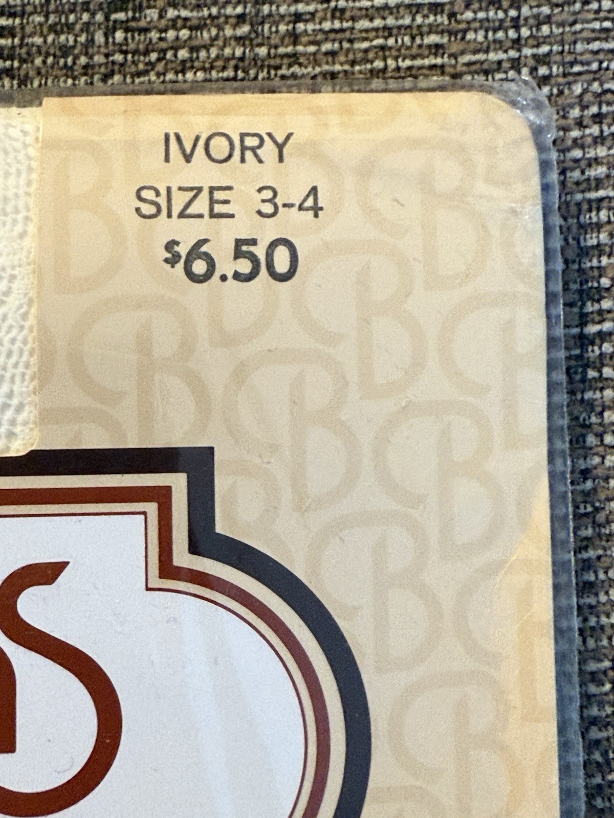 Berkshire Ivory Pantyhose Textured Rosebud Pattern Size 3-4 NEW Vintage 1980s