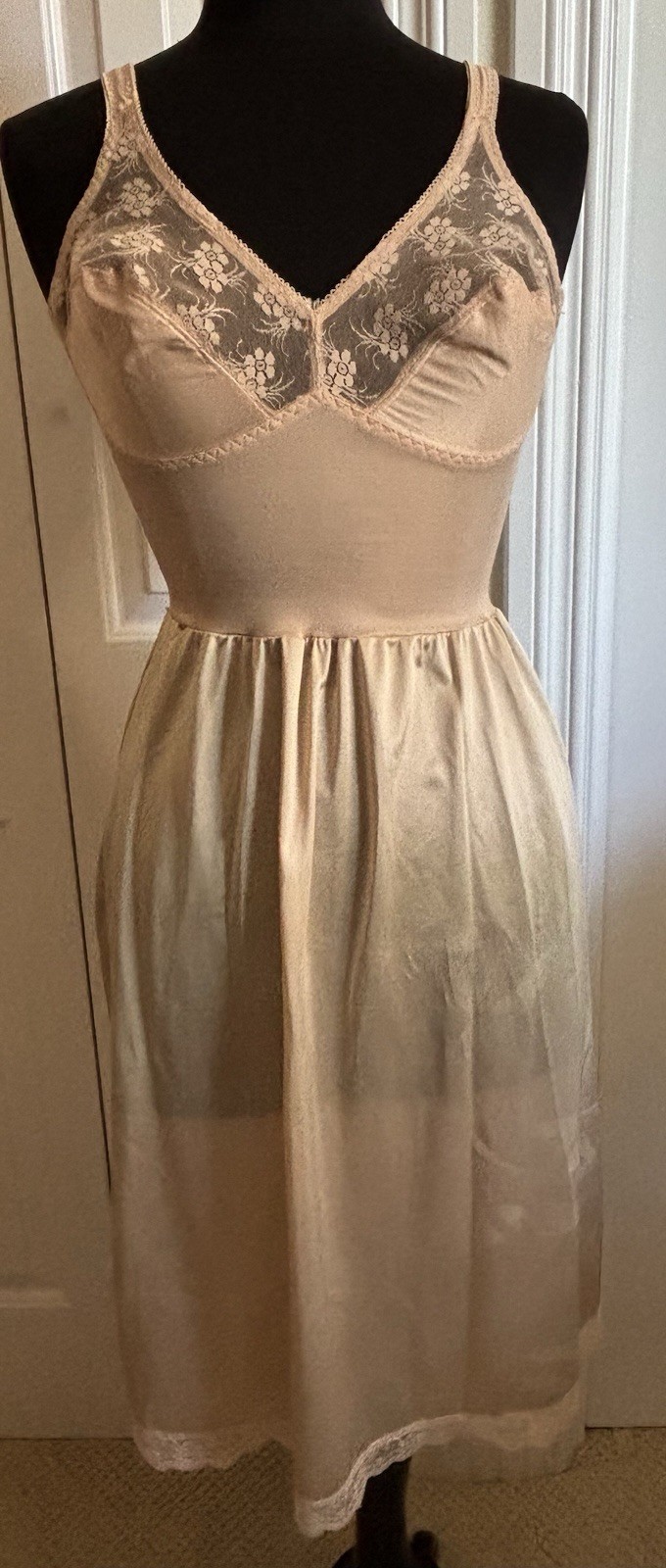 Vintage Another Youthful Creation Lace Hem Full Slip Stretch Bodice 1/2 Lace Bra