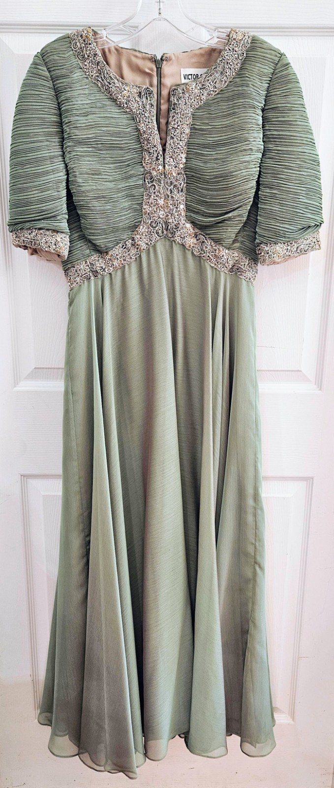 Women’s Victor Costa Ball Gown Sea Foam Green Beaded Chiffon Pleated Top Size 8