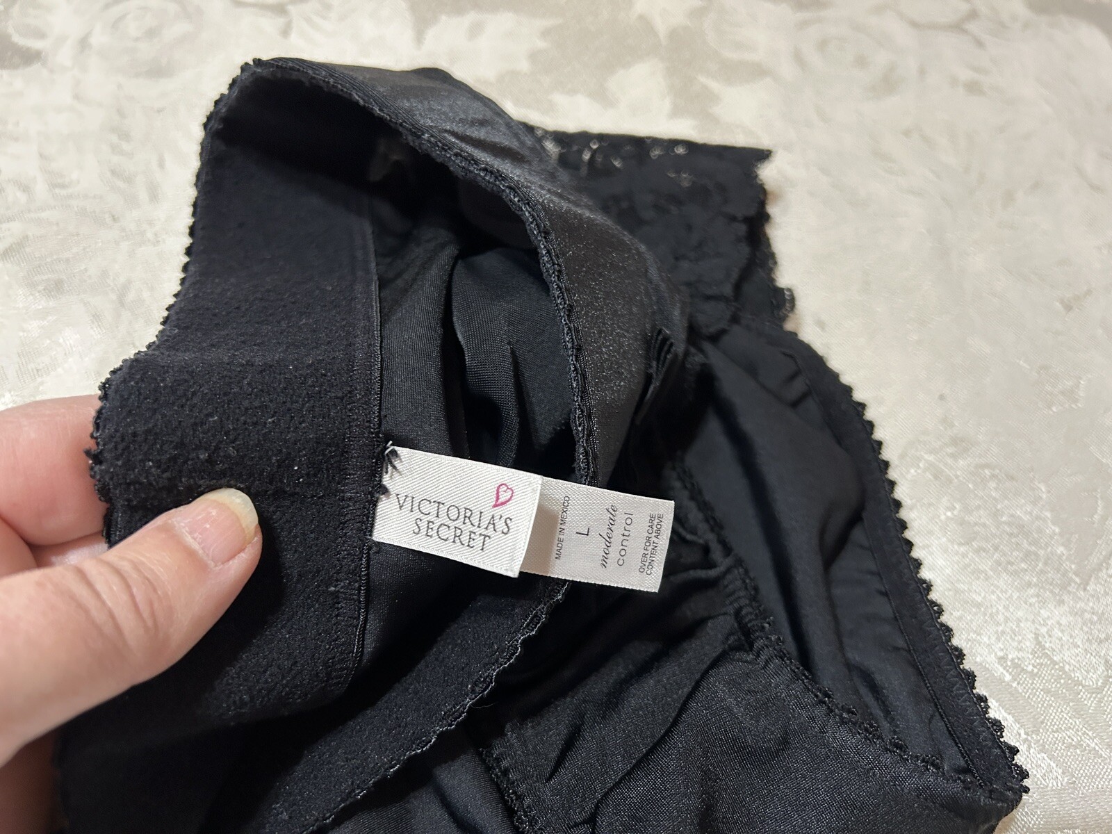 Vtg 90’s VICTORIA’S SECRET 570777 Moderate Control Shaping L Black Panties