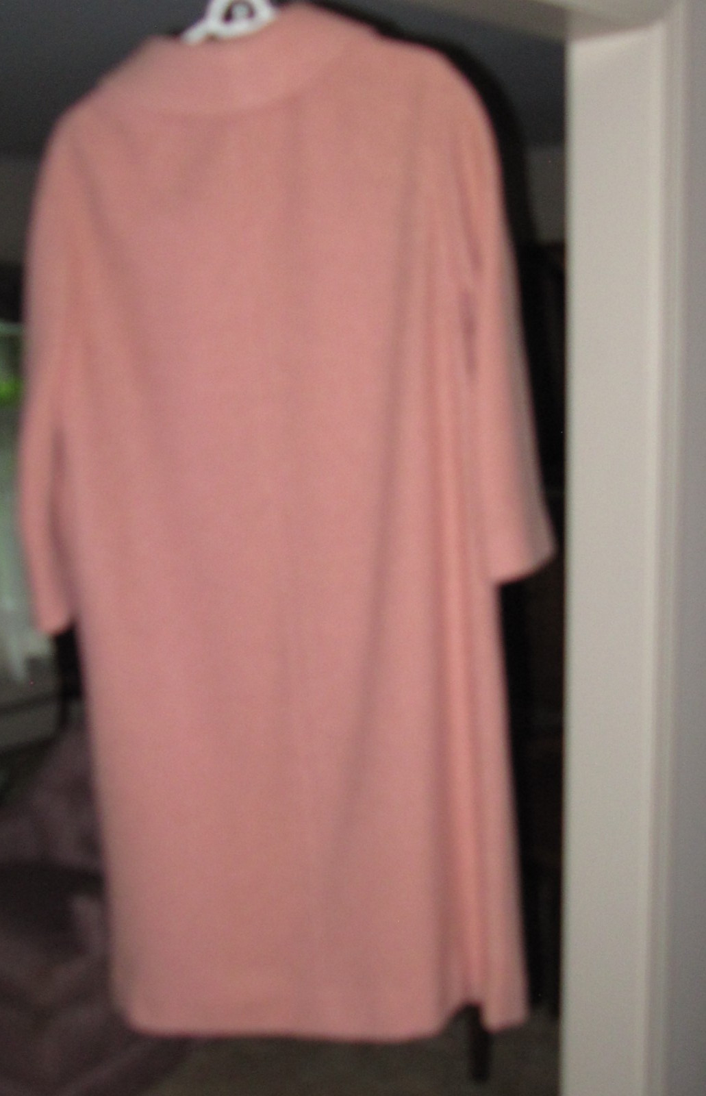 Vintage 50s Women’s Pink Boucle Wool Coat Flower Buttons Fits Size Large 12 14