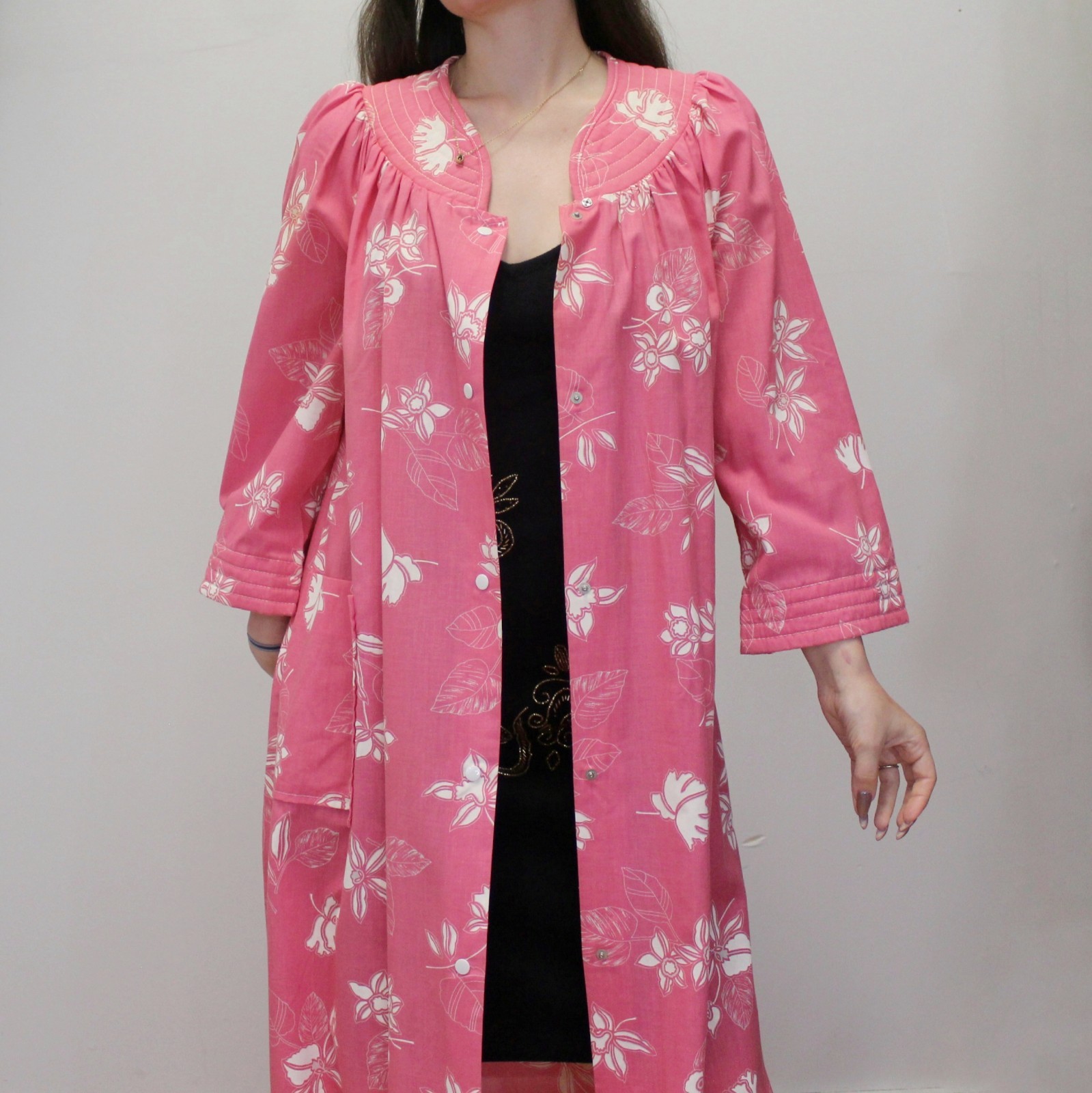 Vintage 70s Robe Pink Tropical Long House Coat by Dan Ellen