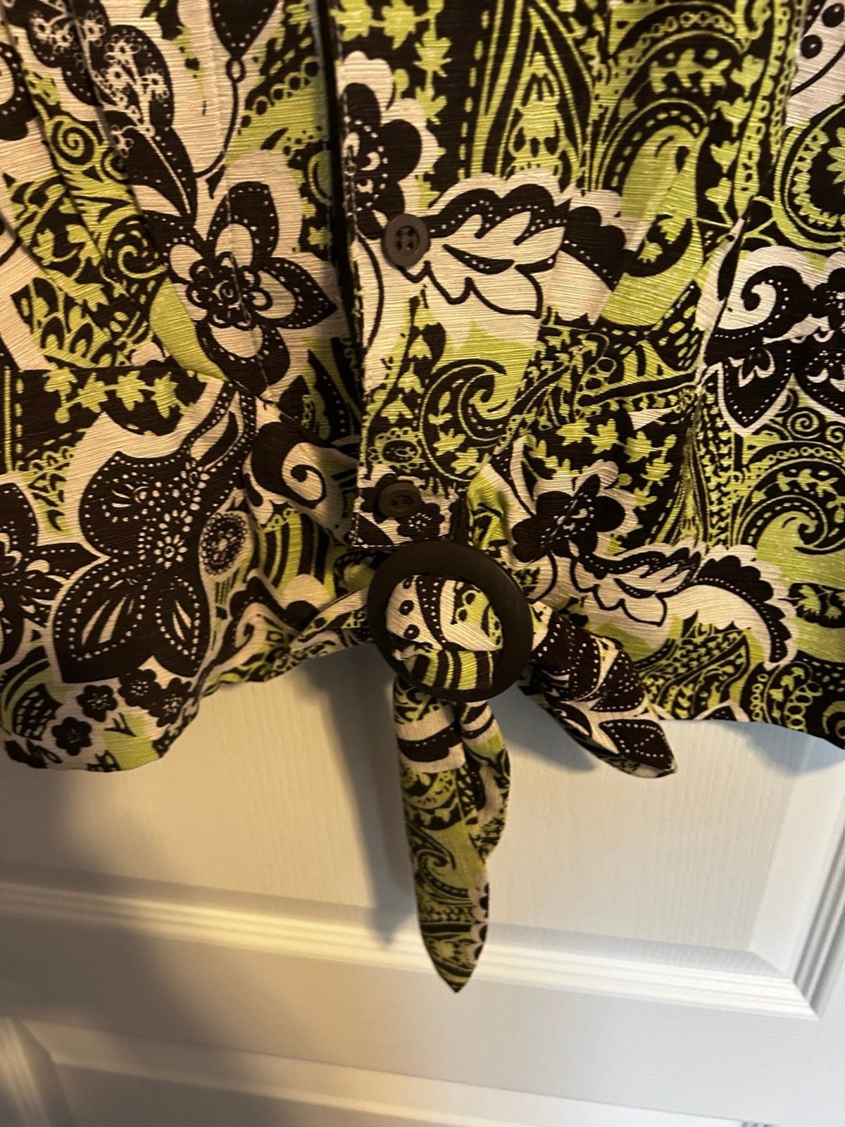 SilkLand Black and Green Paisley Top Size 16