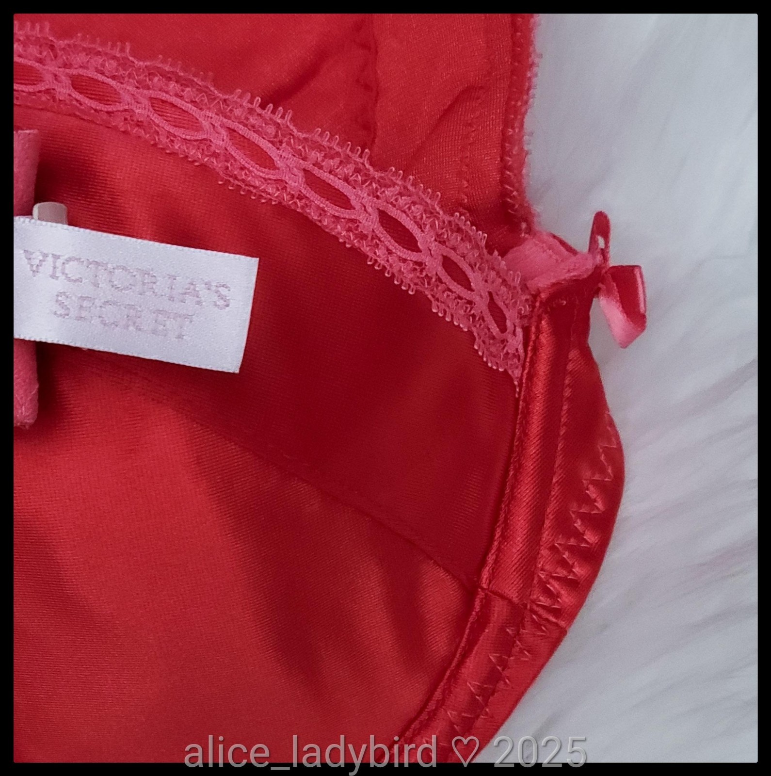 NWT Vintage VICTORIA’S SECRET Red SATIN Shiny BRA Pink Bows Push-Up ~36C