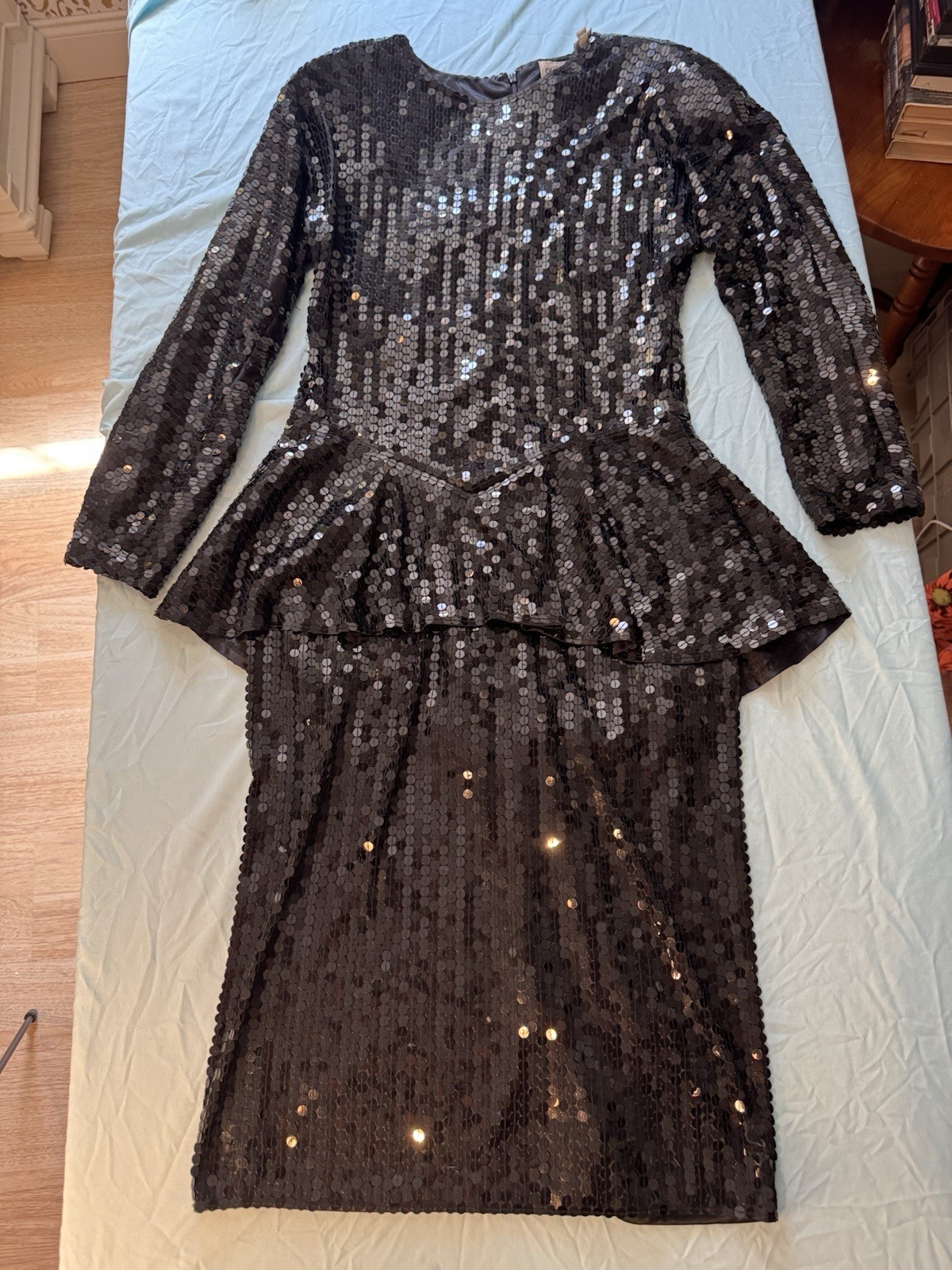Vintage 80s Women’s Oleg Cassini Black Sequin Cocktail Dress Sz 12 See Descript.
