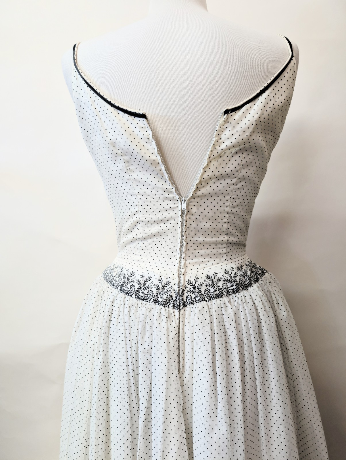 Vintage 50s New Look Flocked Party Dress Polka Dot Cupcake Tulle Prom Wedding
