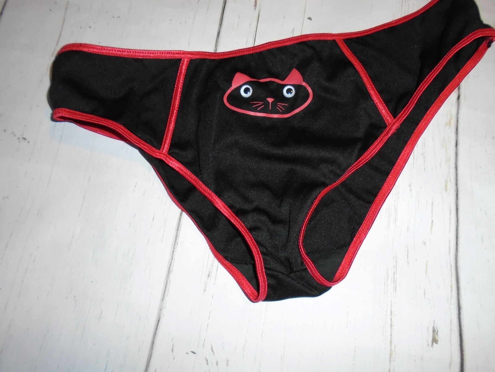NWT Googly Eye Black Cat Vintage Y2K Women’s Low Rise Hipster Panties L 7