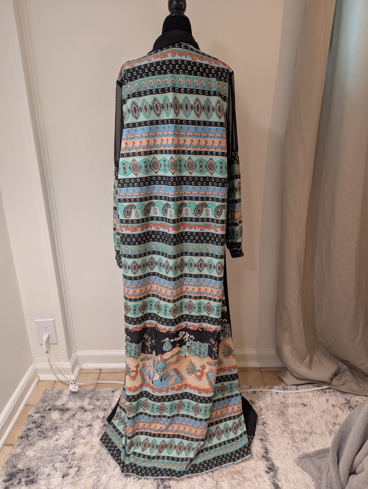 Vintage 1970s Unbranded Robe House Dress Persian Asian Deer Paisley Lotus Green