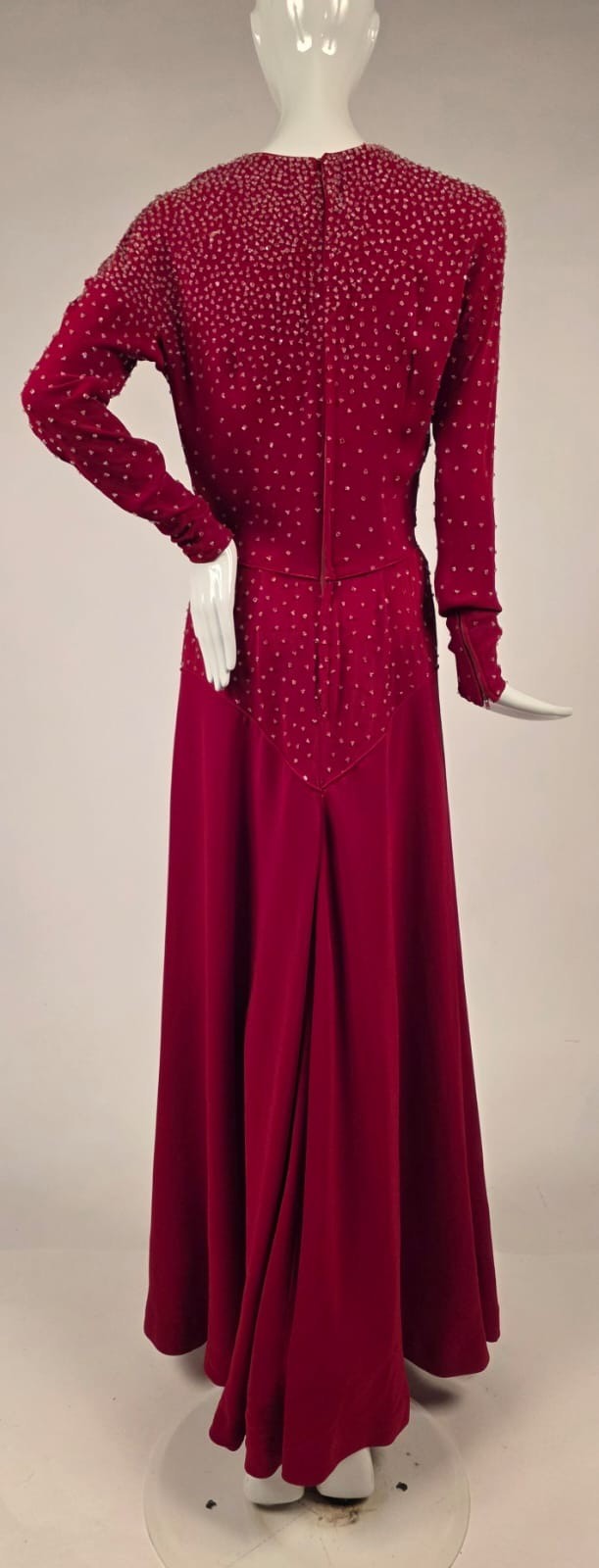 LUX LIPSTICK RED VINTAGE 1940’S LONG JERSEY DRESS W GLASS BEAD SPRINKLED TOP