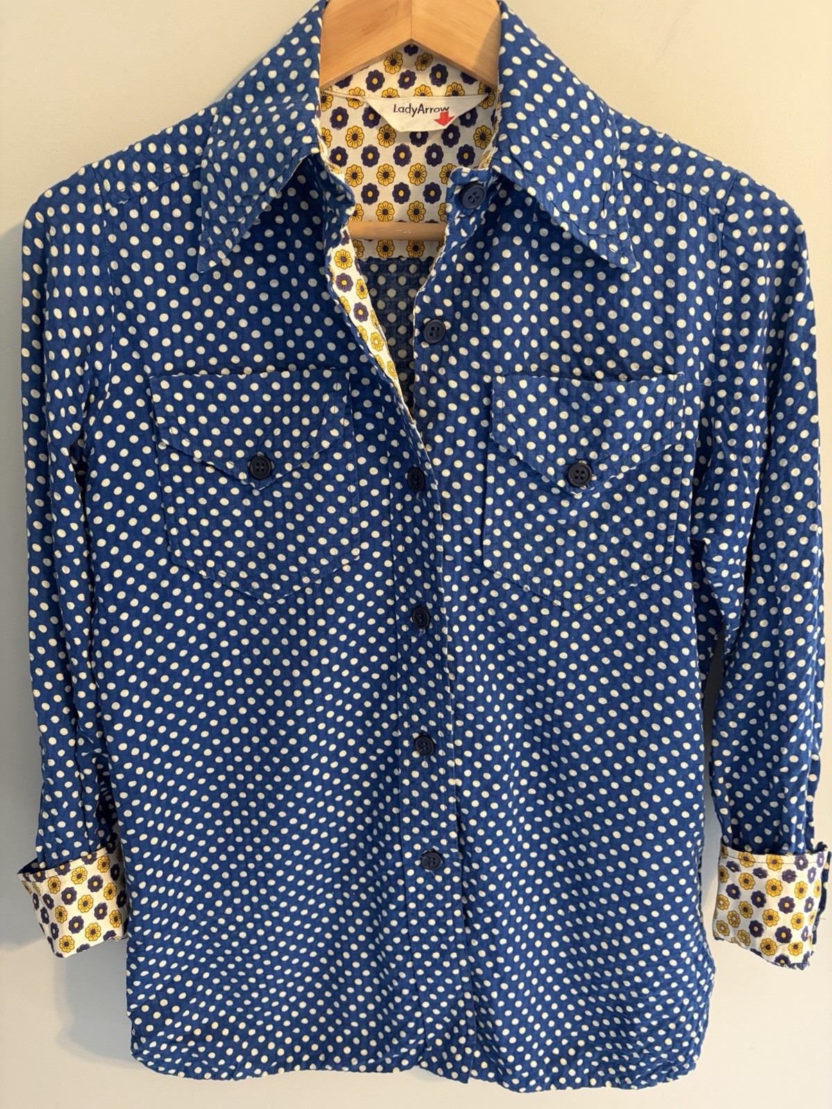 Lady Arrow Vintage Shirt Top Blouse Polka Dots Floral Trim Excellent Seersucker