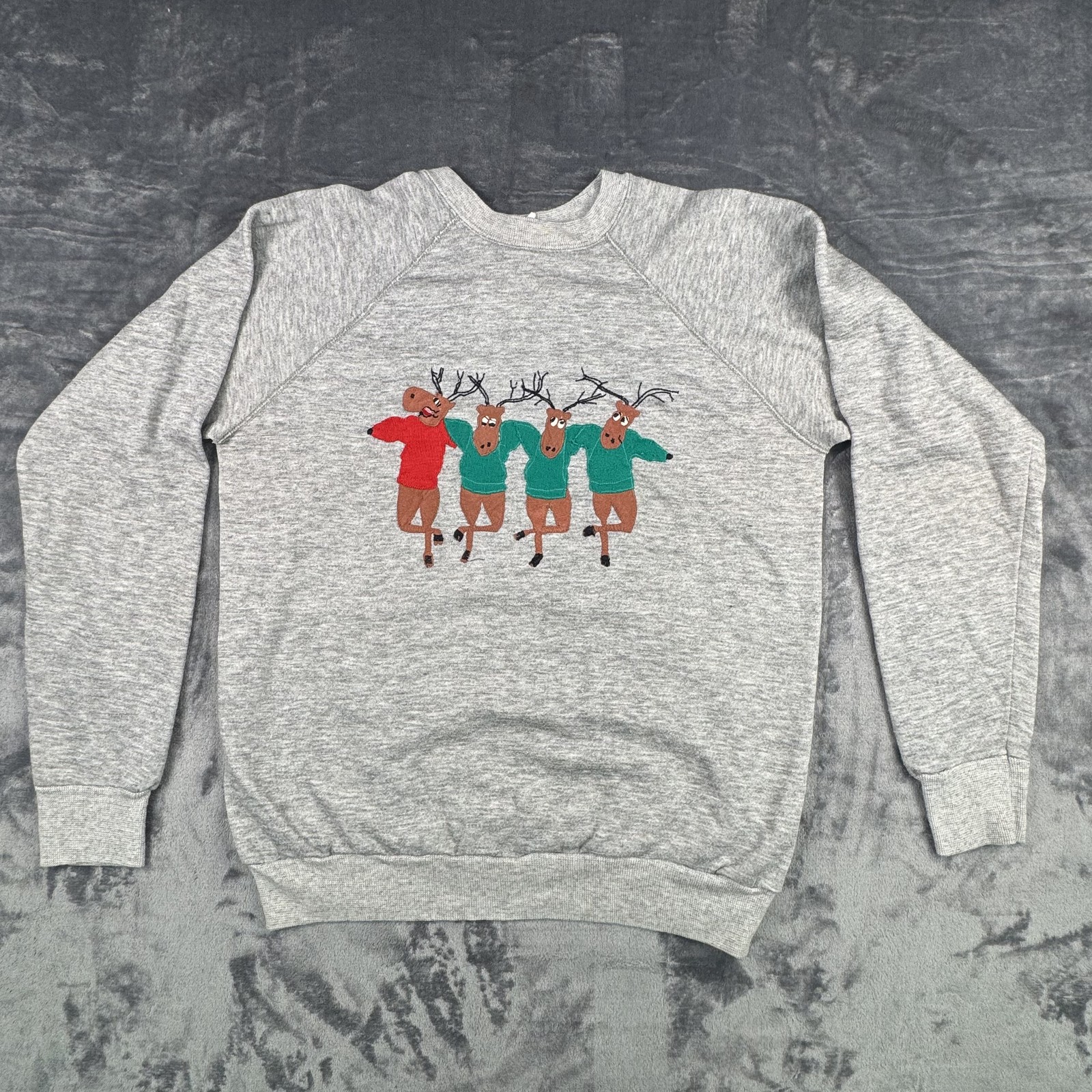 VTG Reeves Christmas Reindeer Sweatshirt Womens Large Gray Dancing Holiday USA