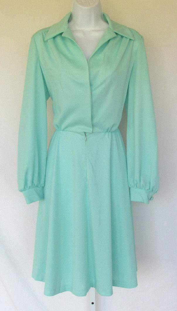 VINTAGE 1960s 70s MOD DOMINO FASHIONS DRESS SEAFOAM POLY CROCHETED BELT