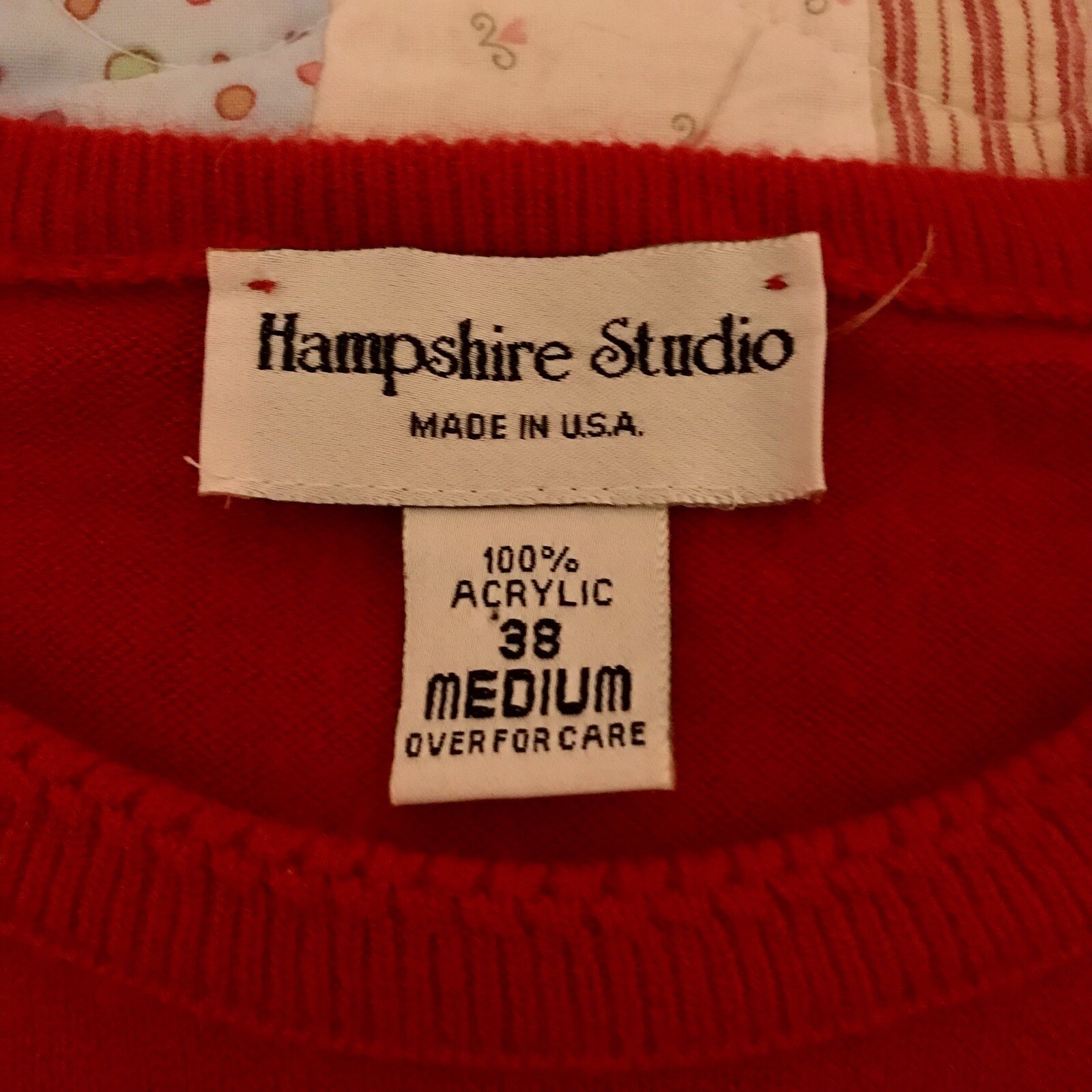 Vintage Hampshire Studio Short Sleeve Sweater 100% Acrylic Made In USA Womens M