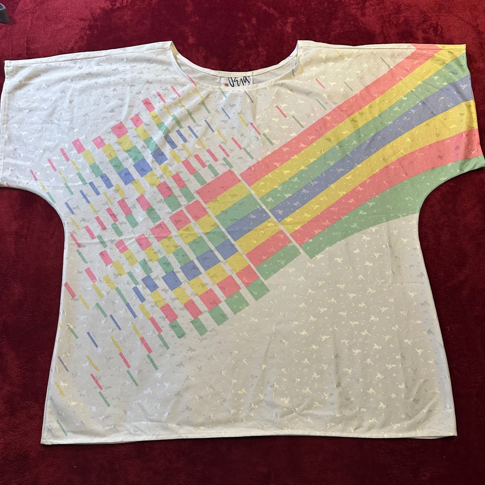 Vintage Vera Neumann Rainbow Geometric Dolman Top White Metallic Silver Size 18