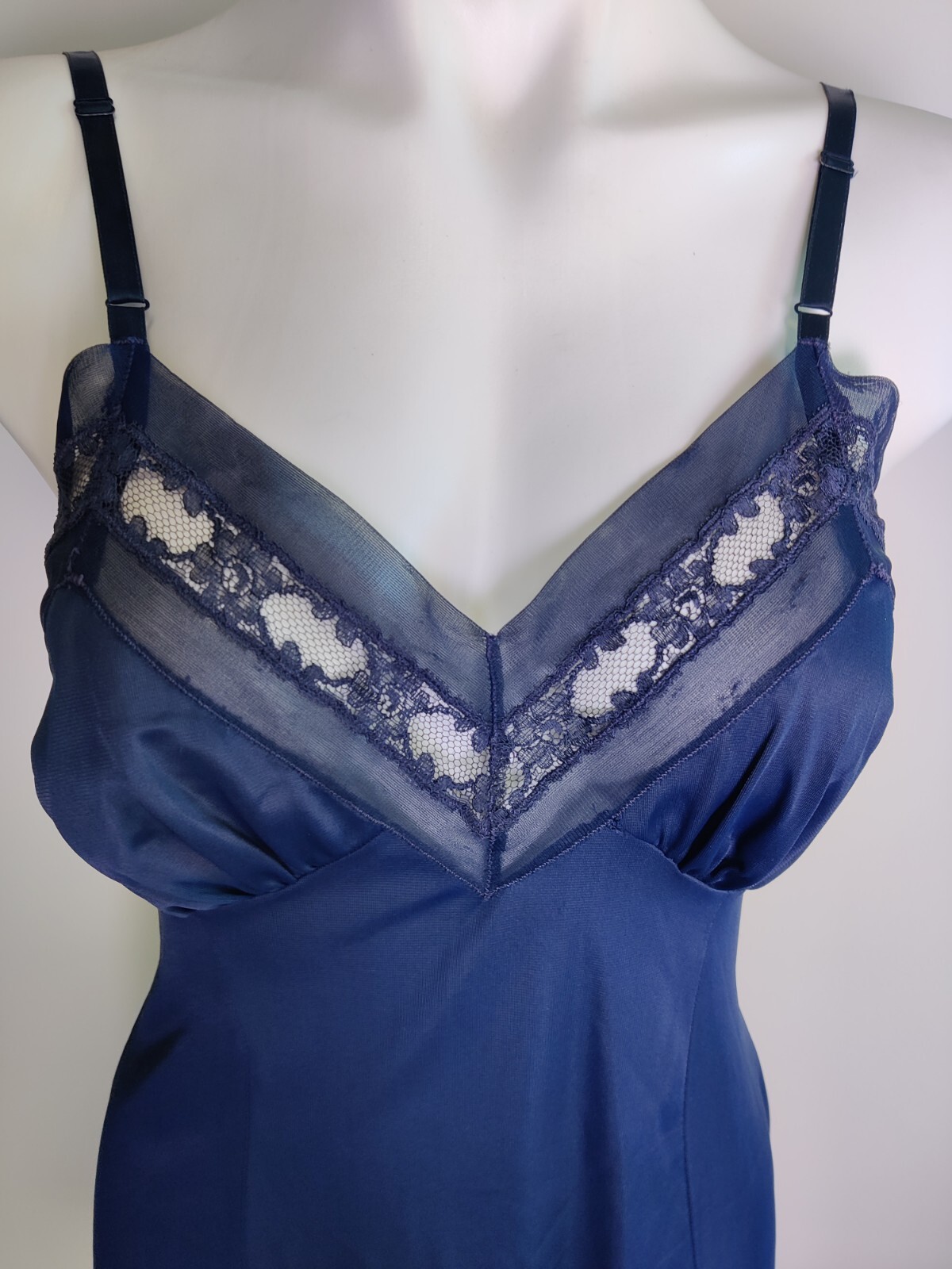 Vintage Women’s Seamprufe Navy Slip Sexy Navy Size 34 Peekaboo Lace Pin Up *Read