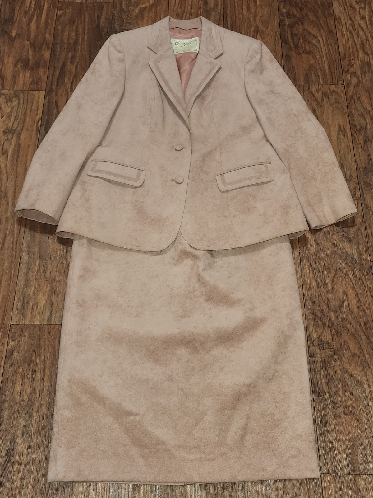 Vintage Princeton Tailors. Womans Skirt Suit Suede.1970s. Executive Barbie Look!