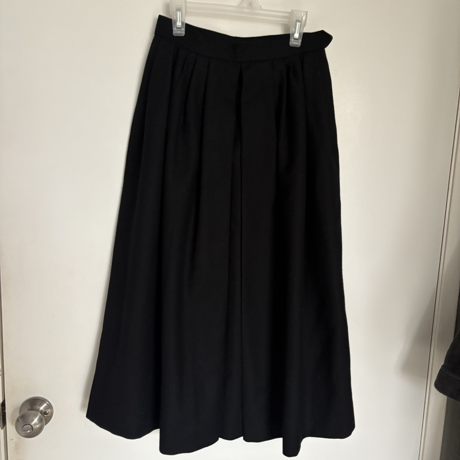 VINTAGE YSL YVES SAINT LAURENT RIVE GAUCHE BLACK WOOL SKIRT VINTAGE 1970’s 38