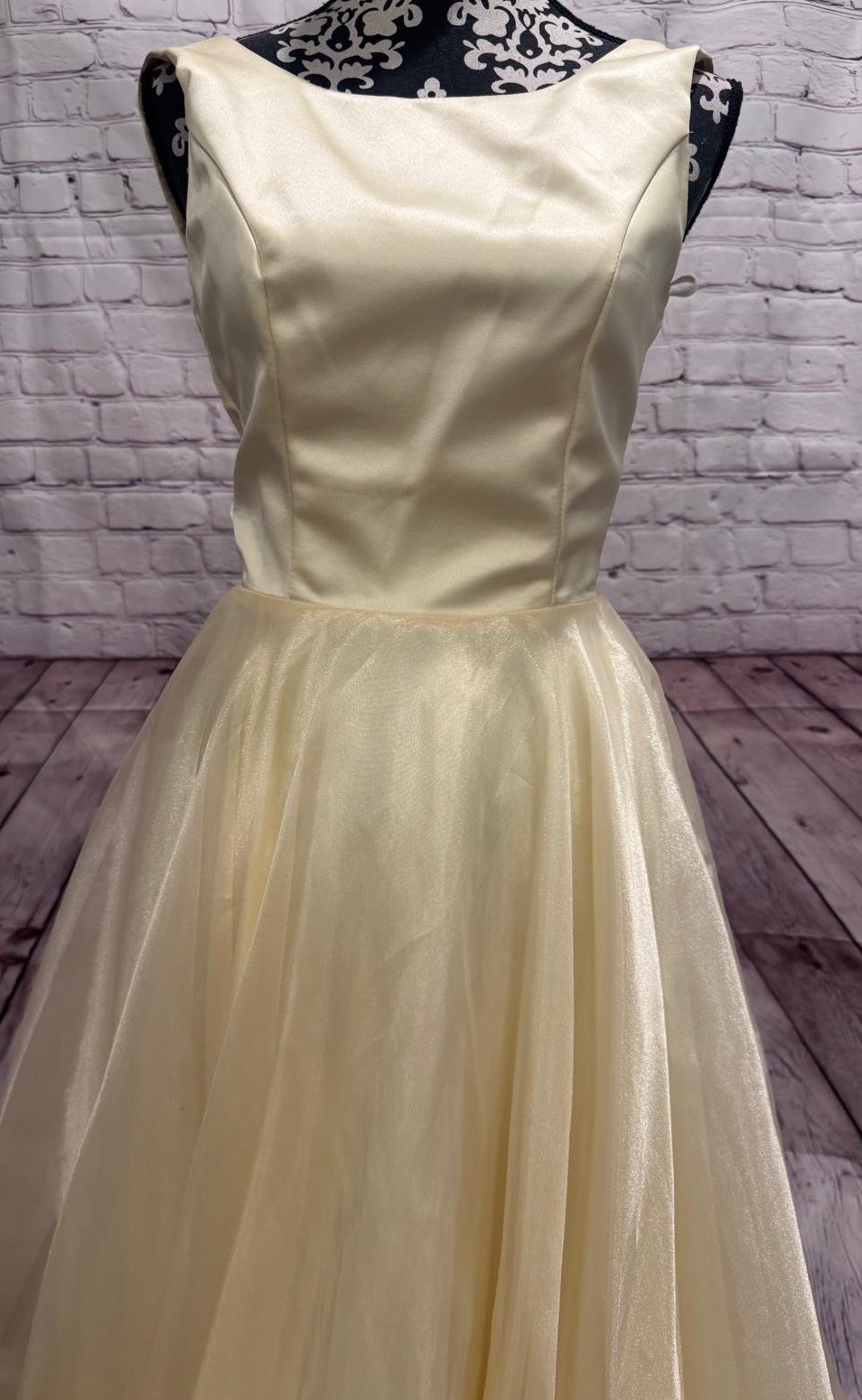VTG 80’s USA Made Aspeed DESIGN Ivory Satin Organza Belted / Bow Gown Dress 3-4